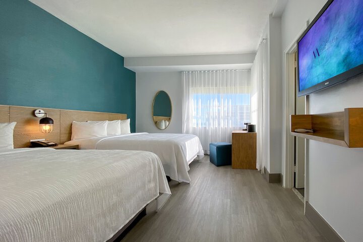 Room 49 of 103