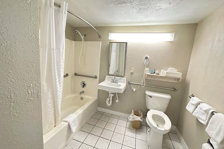Inn at Lebanon - Hershey & Manheim area