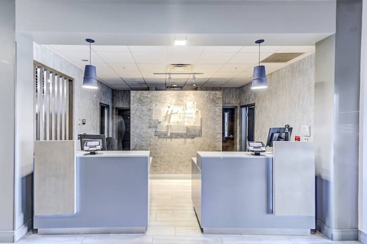 Holiday Inn Express Hotel & Suites Columbus Univ Area - Osu by IHG