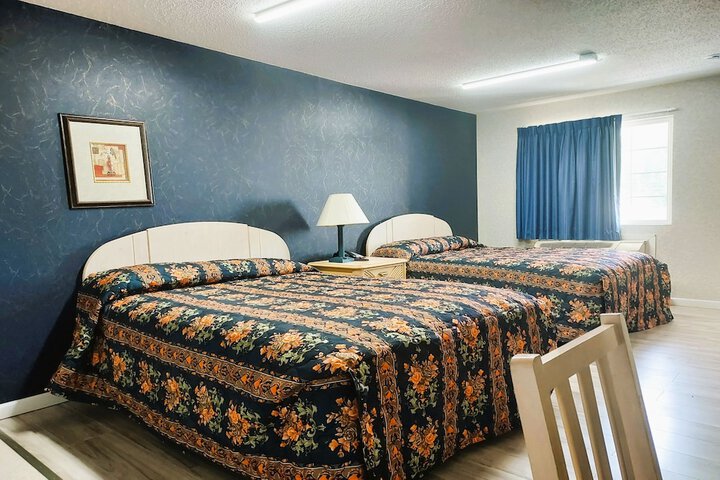 Room 18 of 29