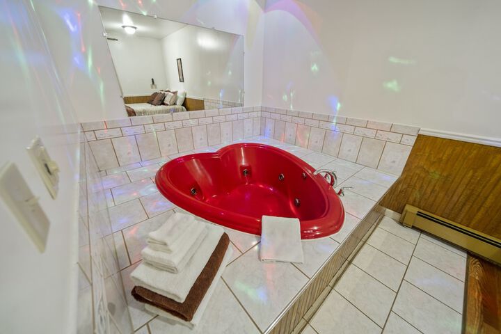 Hot Tub 65 of 66