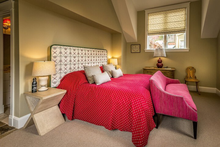 Dunton Town House