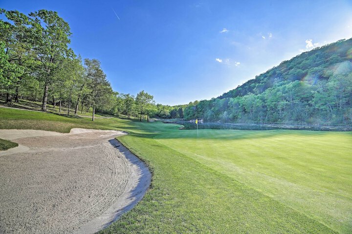 Reeds Spring Condo 3 Mi to Silver Dollar City!