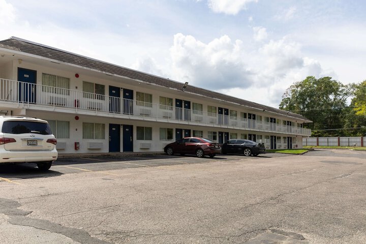 Hotel 4 of 29