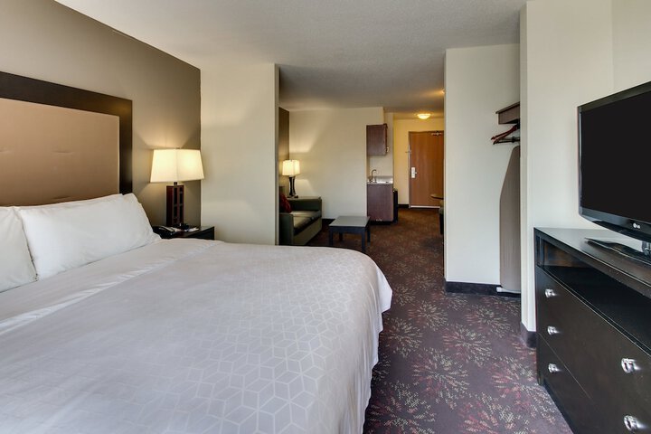 Room 33 of 78