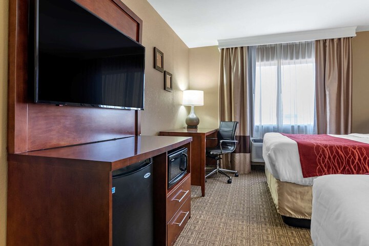 Room 7 of 25