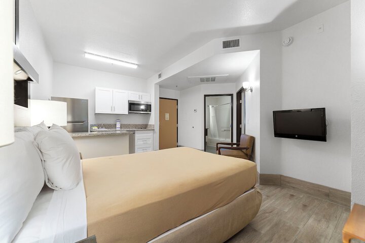 Metro Chandler Extended Stay