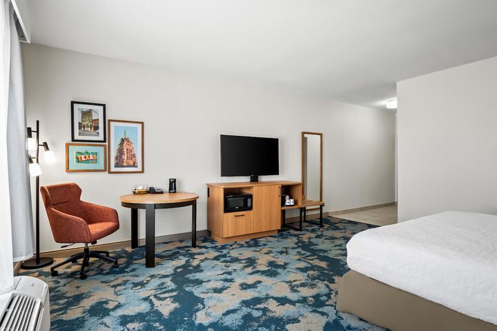 Hampton Inn & Suites Waxahachie