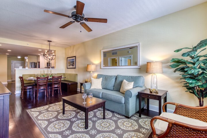 Harbourside Resort a New Hotel Collection Property