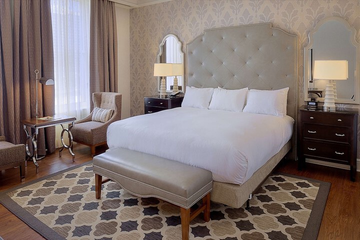 Room 30 of 160