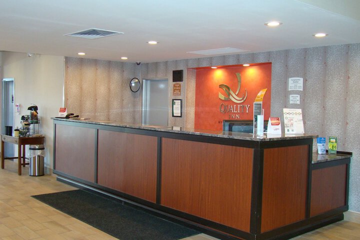 Quality Inn West Springfield