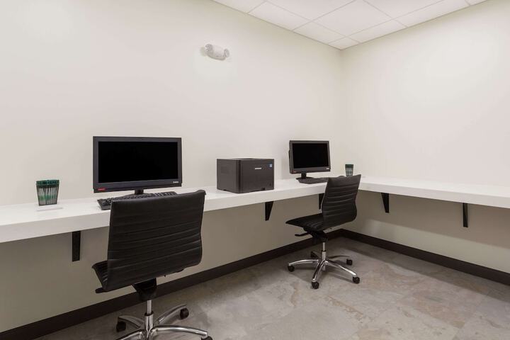 Business Center 16 of 16
