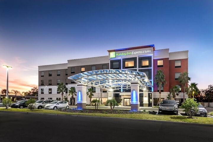 Holiday Inn Express & Suites Lakeland South by IHG