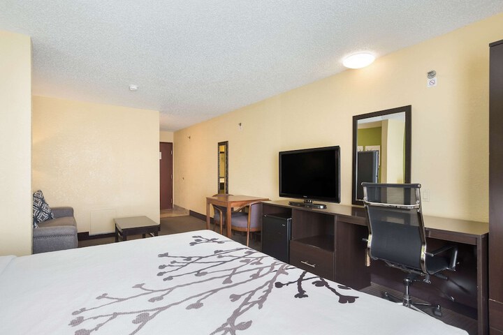 Room 49 of 56