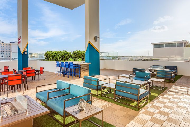 Sundeck 95 of 98
