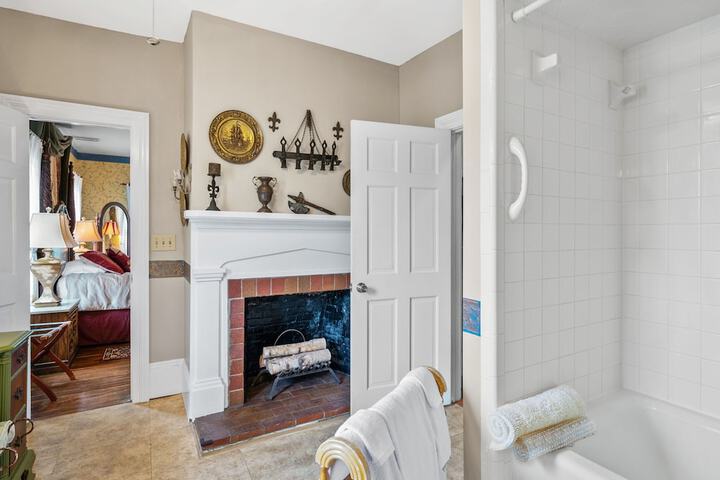 Room 44 of 56