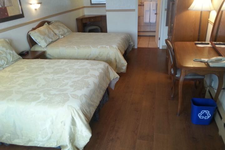 Room 27 of 41