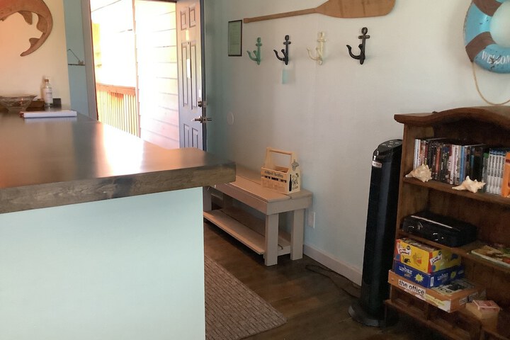 Room 152 of 200