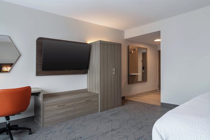 Holiday Inn Express & Suites Linden – Newark South by IHG