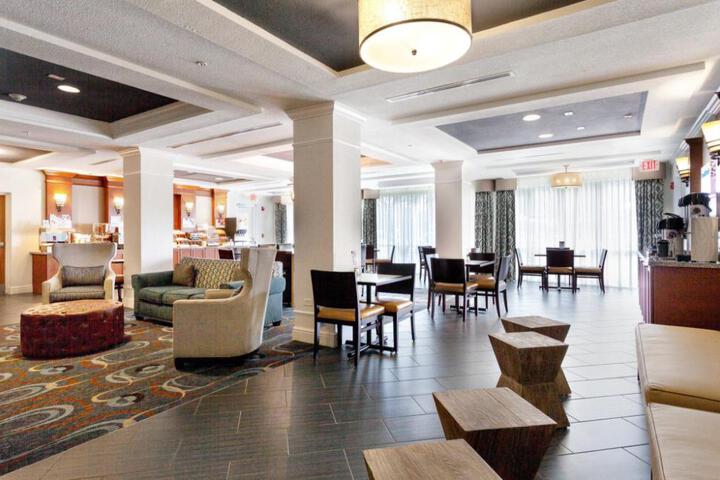 Holiday Inn Express Hotel and Suites Arcadia by IHG