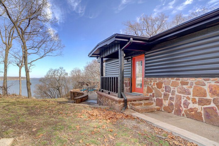 Lake Hudson Home w / Patio in Locust Grove