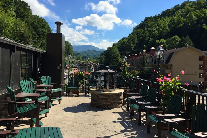 Baymont by Wyndham Gatlinburg on the River