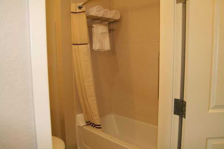 Room 15 of 29