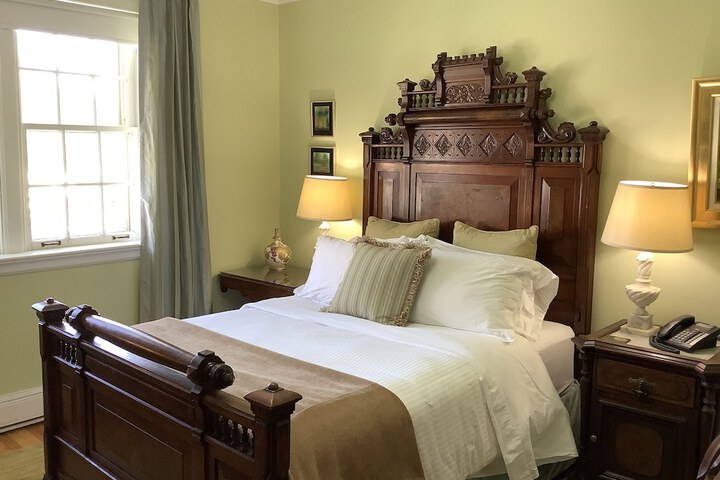 Manoir Chamberland (Adults Only No Pets)