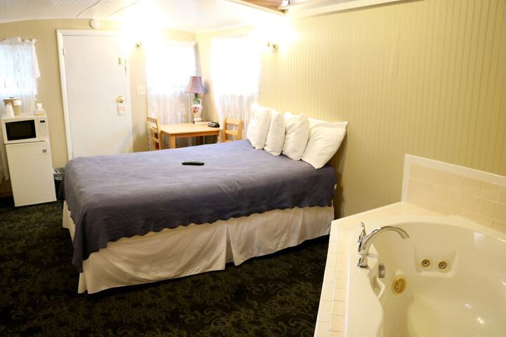 Room 44 of 74