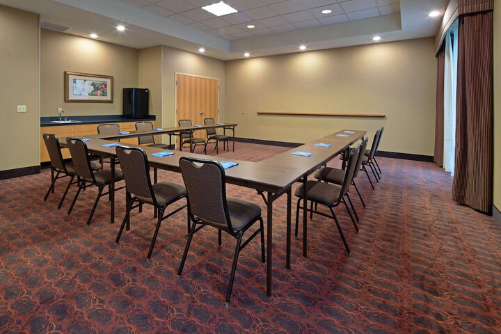 Hampton Inn & Suites Bremerton