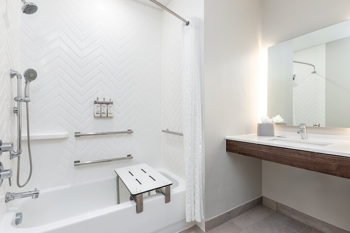 Holiday Inn Killeen – Fort Hood Area by IHG