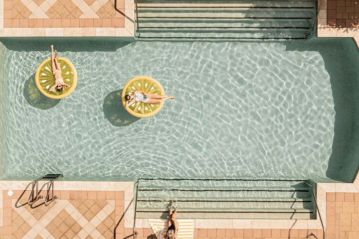 Pool 8 of 60