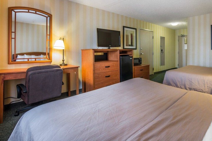 Room 18 of 38