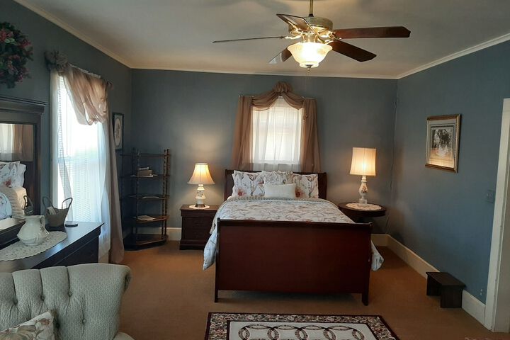 Room 26 of 28