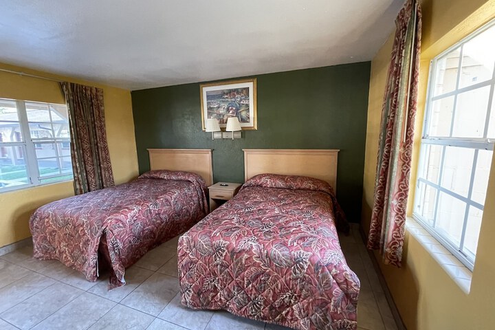 Room 19 of 26