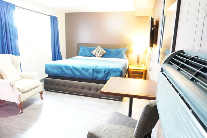 Room 21 of 24