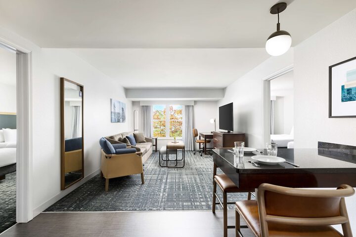Homewood Suites by Hilton Manchester / Airport