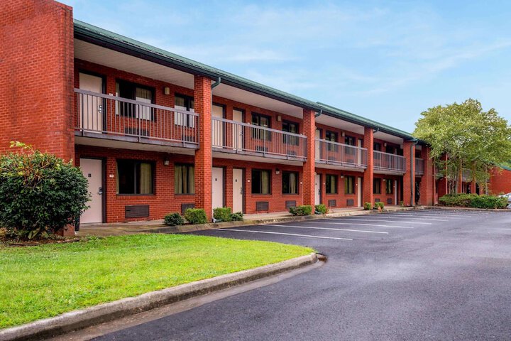 Hotel 5 of 34