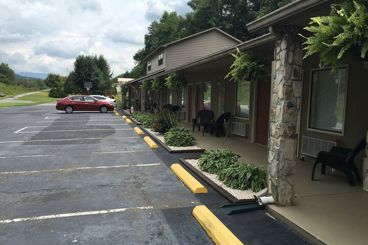 Hotel 3 of 33