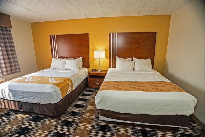 Room 16 of 36