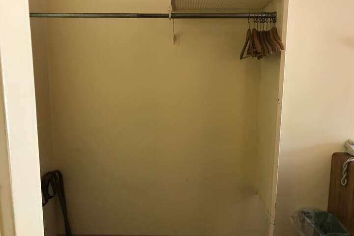 Room 36 of 38