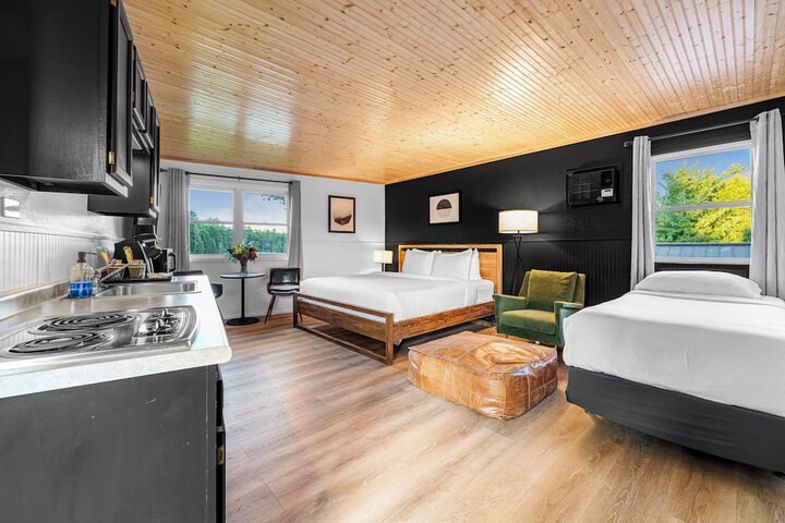Room 30 of 78