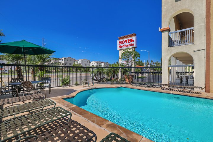 Motel Mediteran Escondido