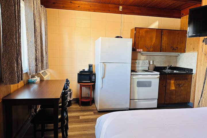Anchor Inn Motel