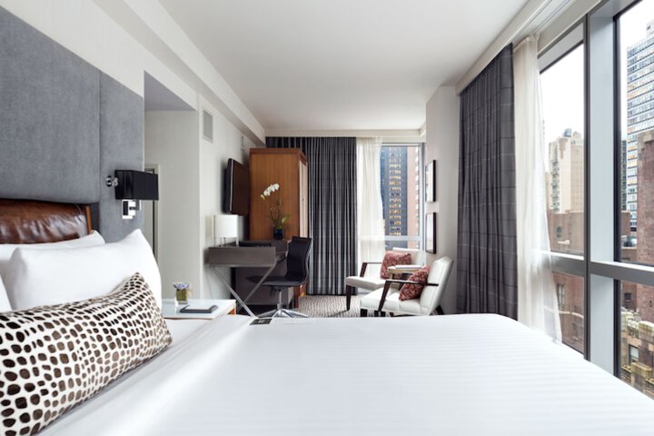 Room 16 of 43