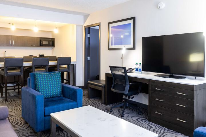 Room 18 of 53