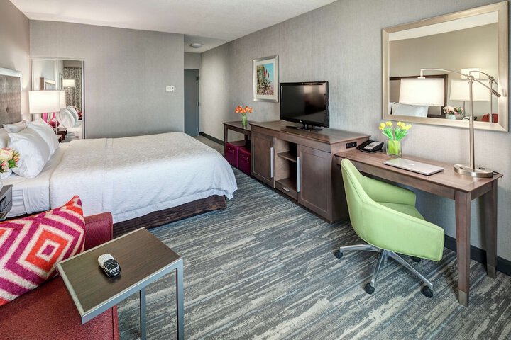 Room 43 of 57