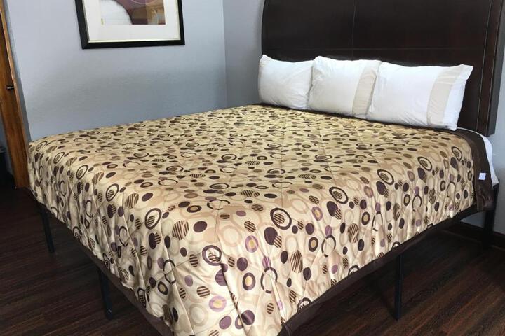 Budget Inn - Laurens
