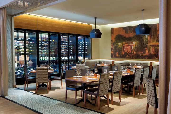 Dining 99 of 174