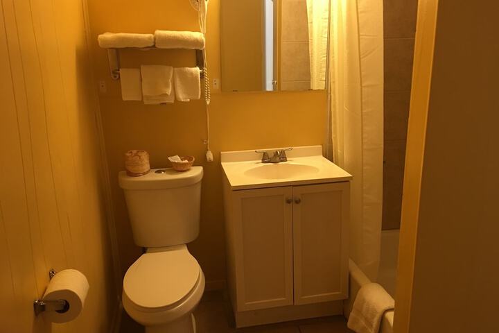 Room 17 of 36